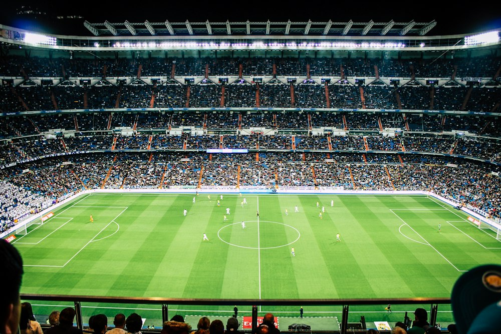 American stadium crowd - about us-bets