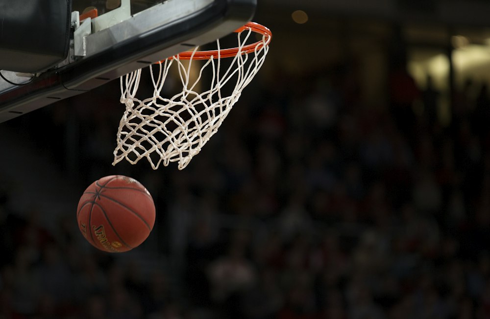 Basketball court odds strategy